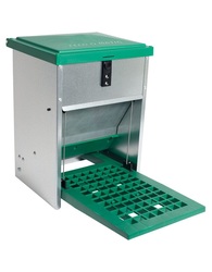 Futterautomat für Hühner mit Trittklappe